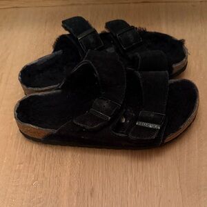 Birkenstock Black Women's Shearling Arizona